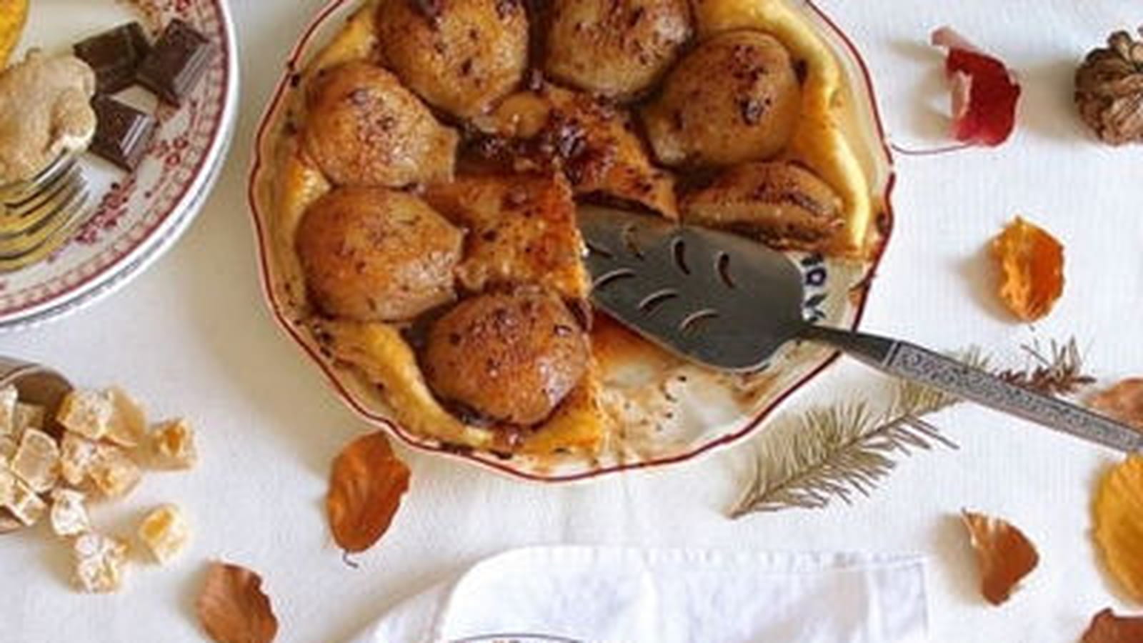 Tatin aux poires, chocolat et gingembre (option vegan)