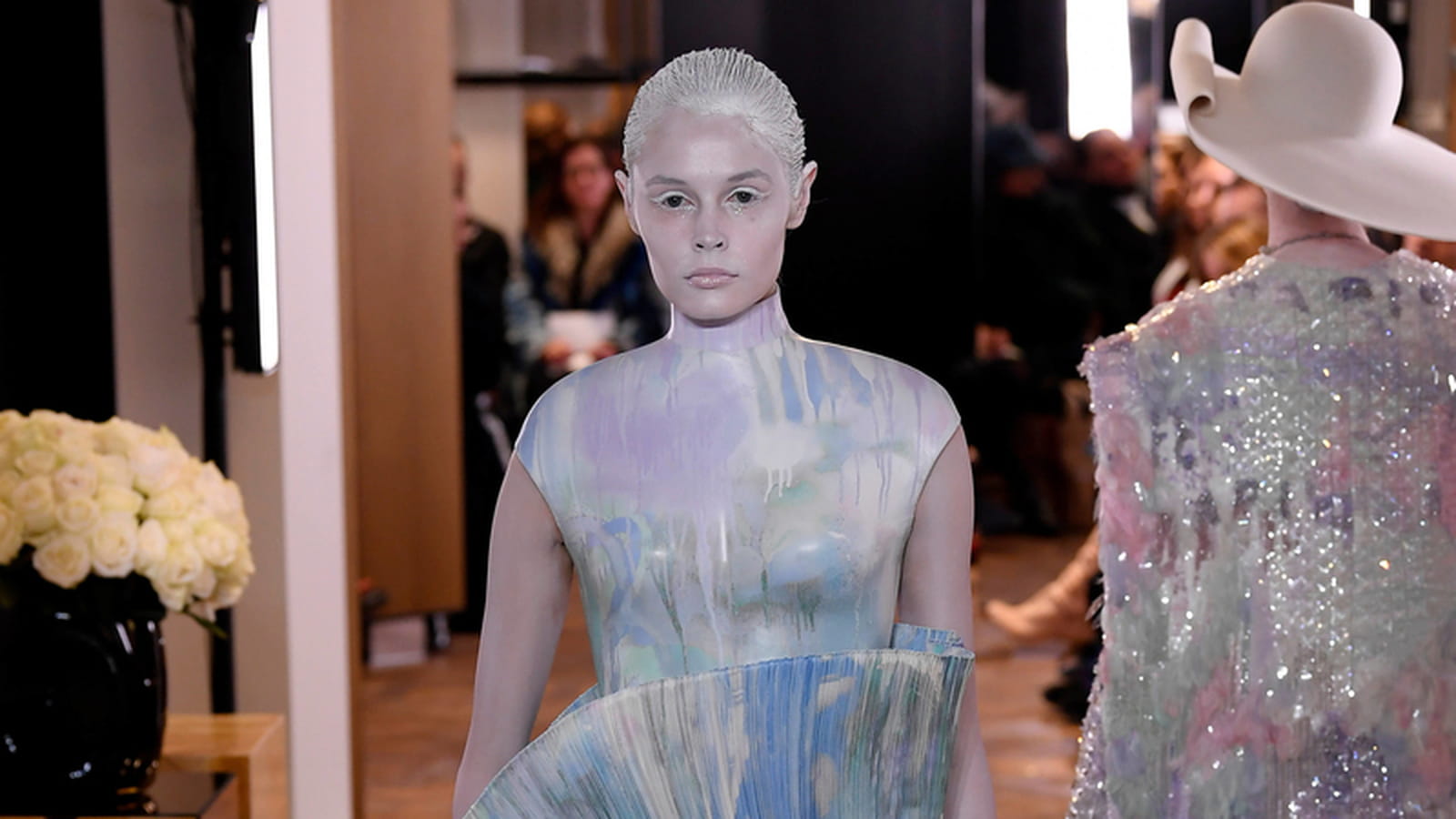 Look 17