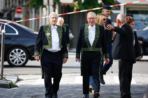 Obs&egrave;ques d'H&eacute;l&egrave;ne Carr&egrave;re d'Encausse&nbsp;: Pascal Ory et Jules Hoffmann pr&eacute;sents