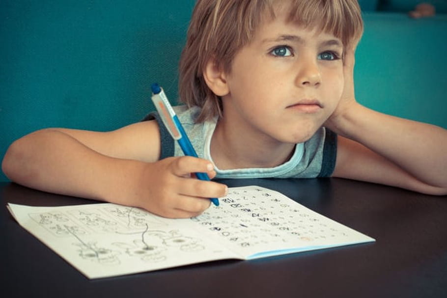 Il n’arrive pas à se concentrer en classe, que faire ?