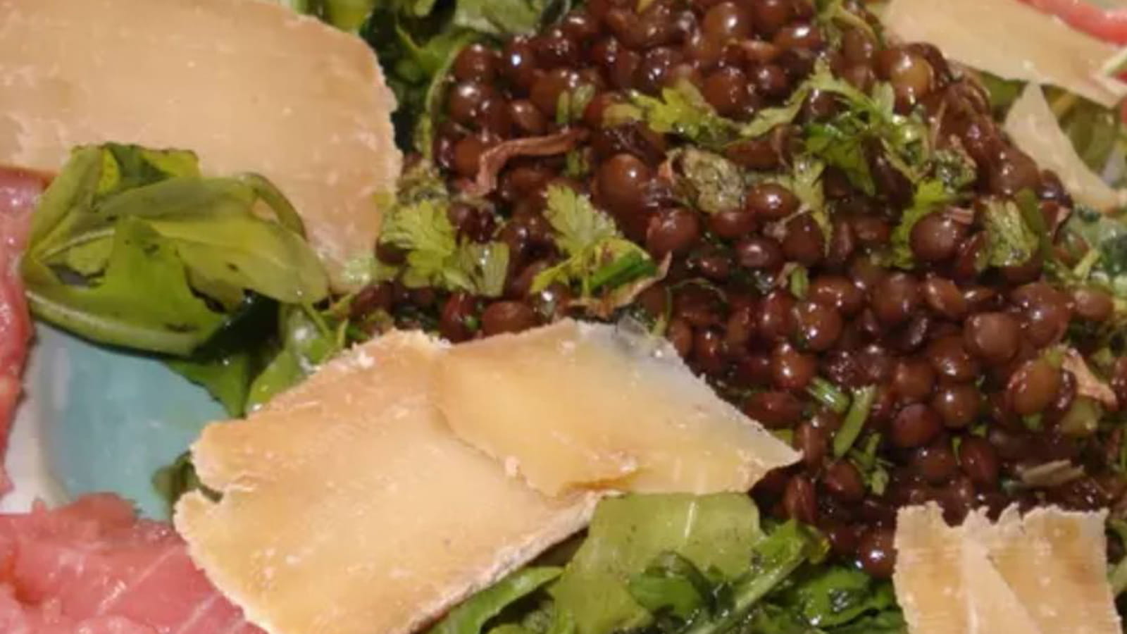 Carpaccio et salade de lentilles