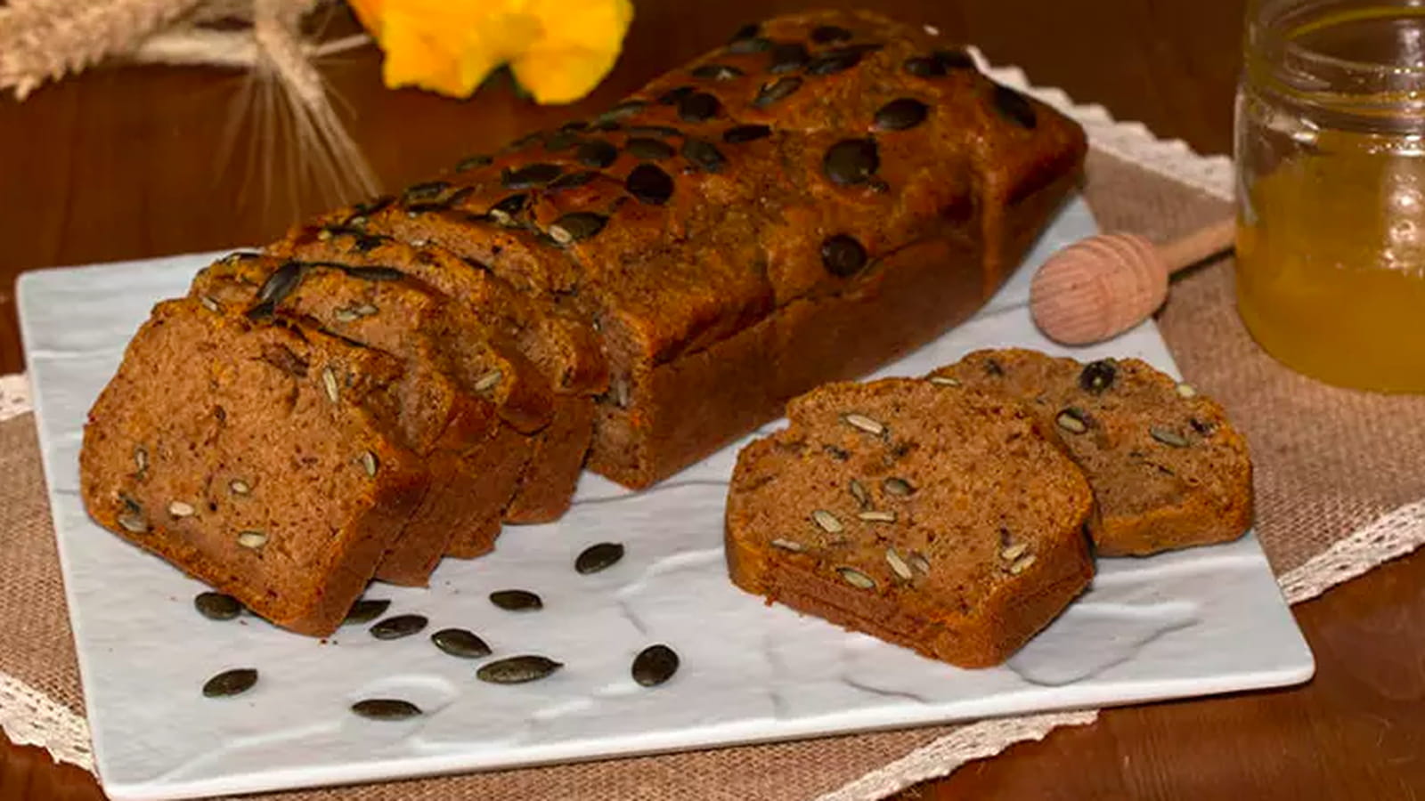 Breadcake à la patate douce et aux graines de courge