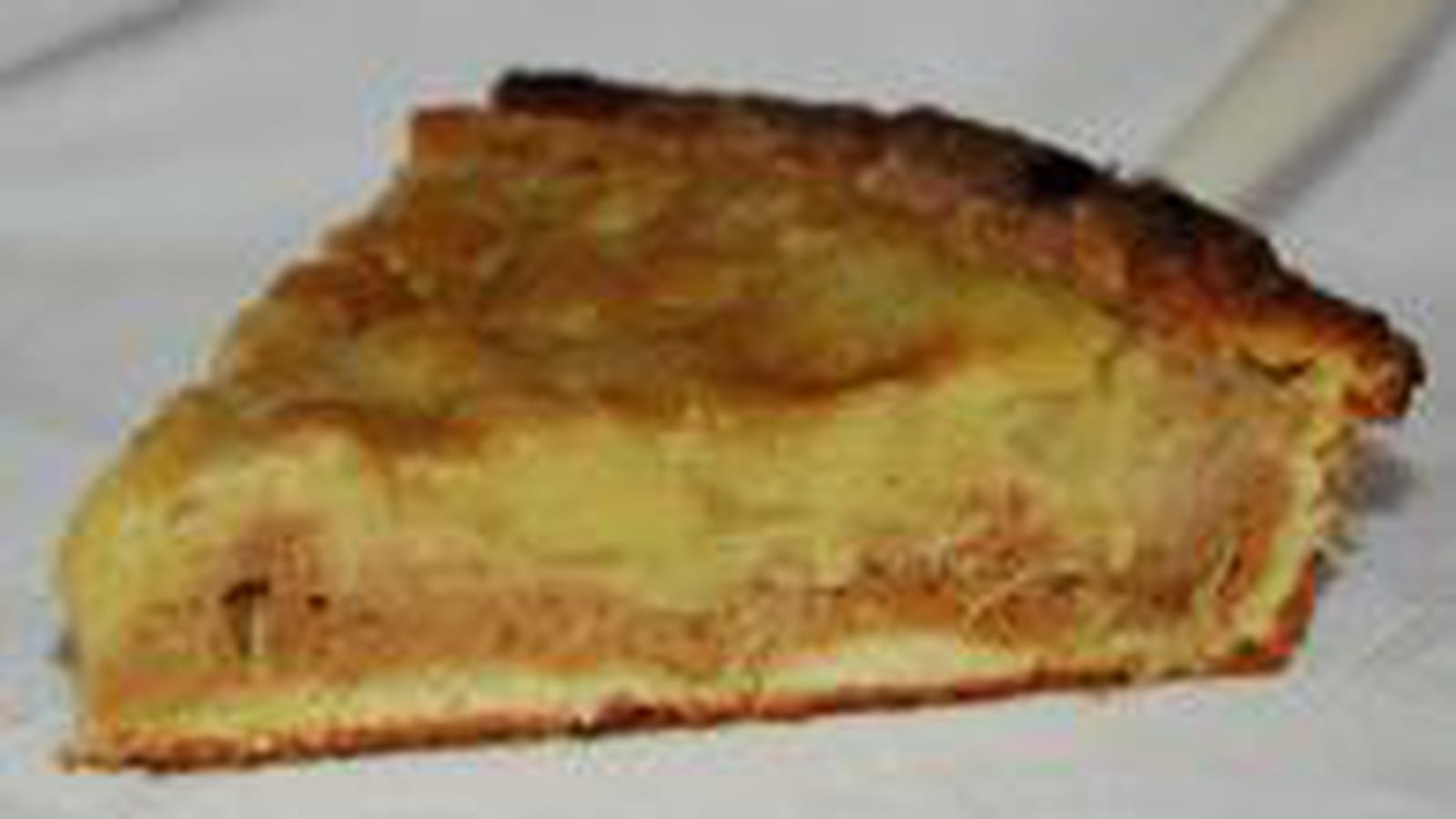 Tarte briochée à la rhubarbe