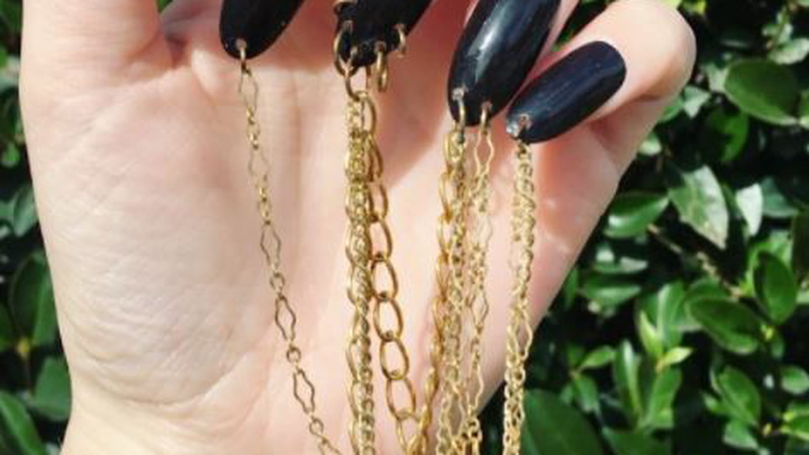 Le piercing pour les ongles 
