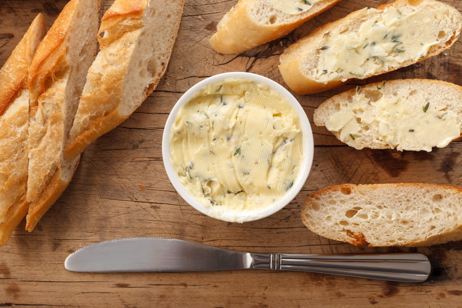 Comment faire un beurre d'ail parfait ?