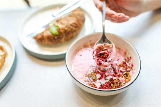 L'ingr&eacute;dient &agrave; ajouter &agrave; vos repas du matin pour un effet br&ucirc;le-graisses imm&eacute;diat - il remplace le sucre
