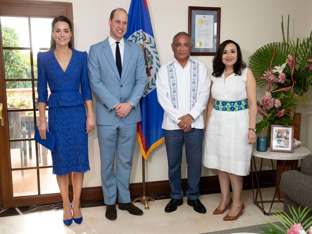 Kate Middleton et William, avec le Premier ministre du Belize et son &eacute;pouse