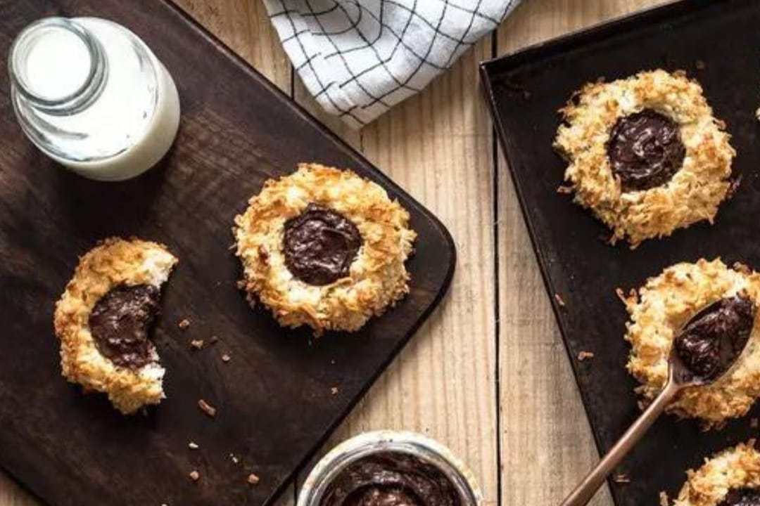 Nids de noix de coco au cœur pâte à tartiner croustillante Gavottes