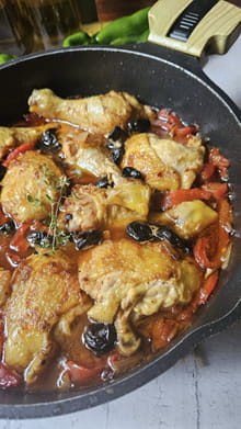 Poulet fondant aux poivrons rôtis, tomates et olives noires : Etape 3