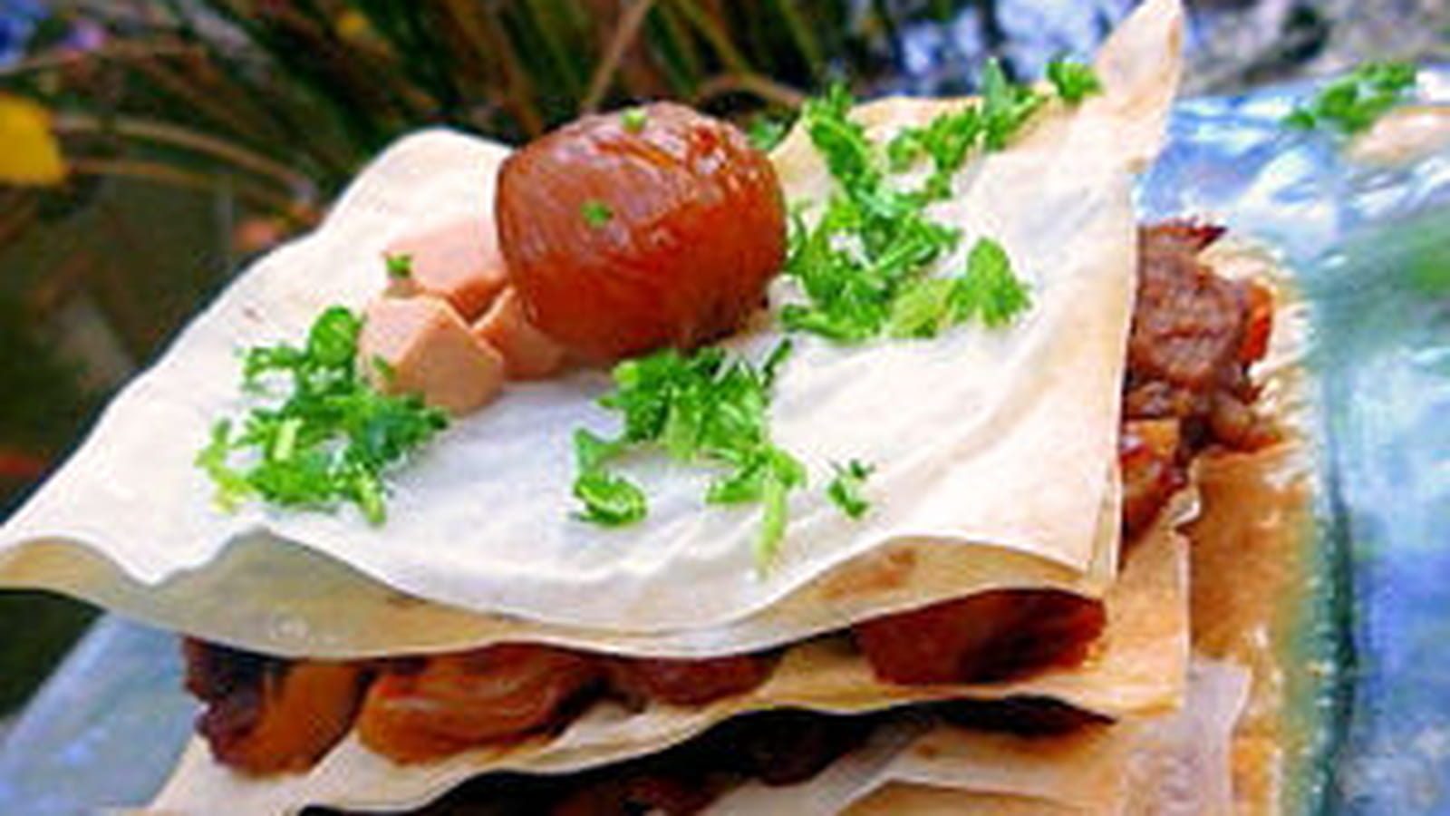 Mille-feuille de joues de porc braisées et châtaignes