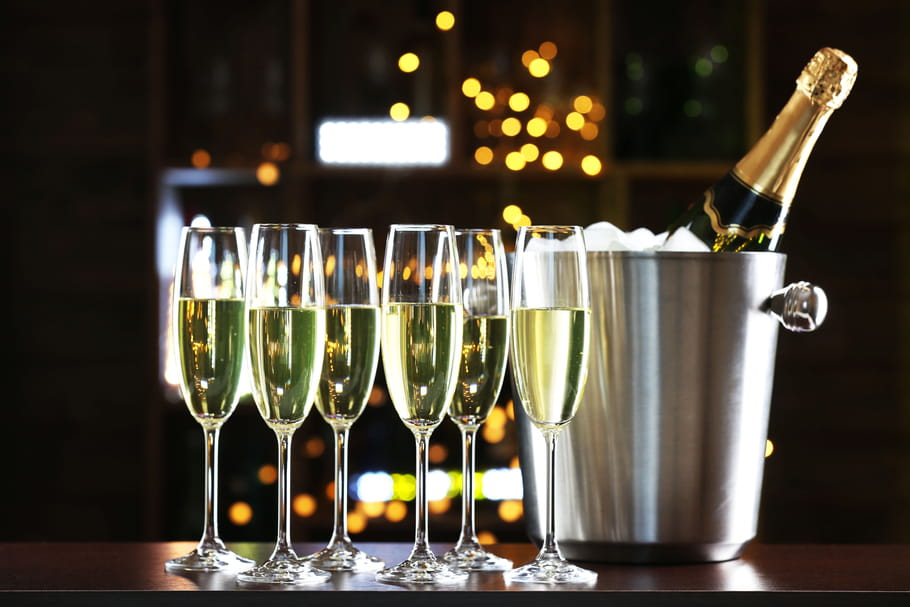 Comment refroidir rapidement une bouteille de champagne ?