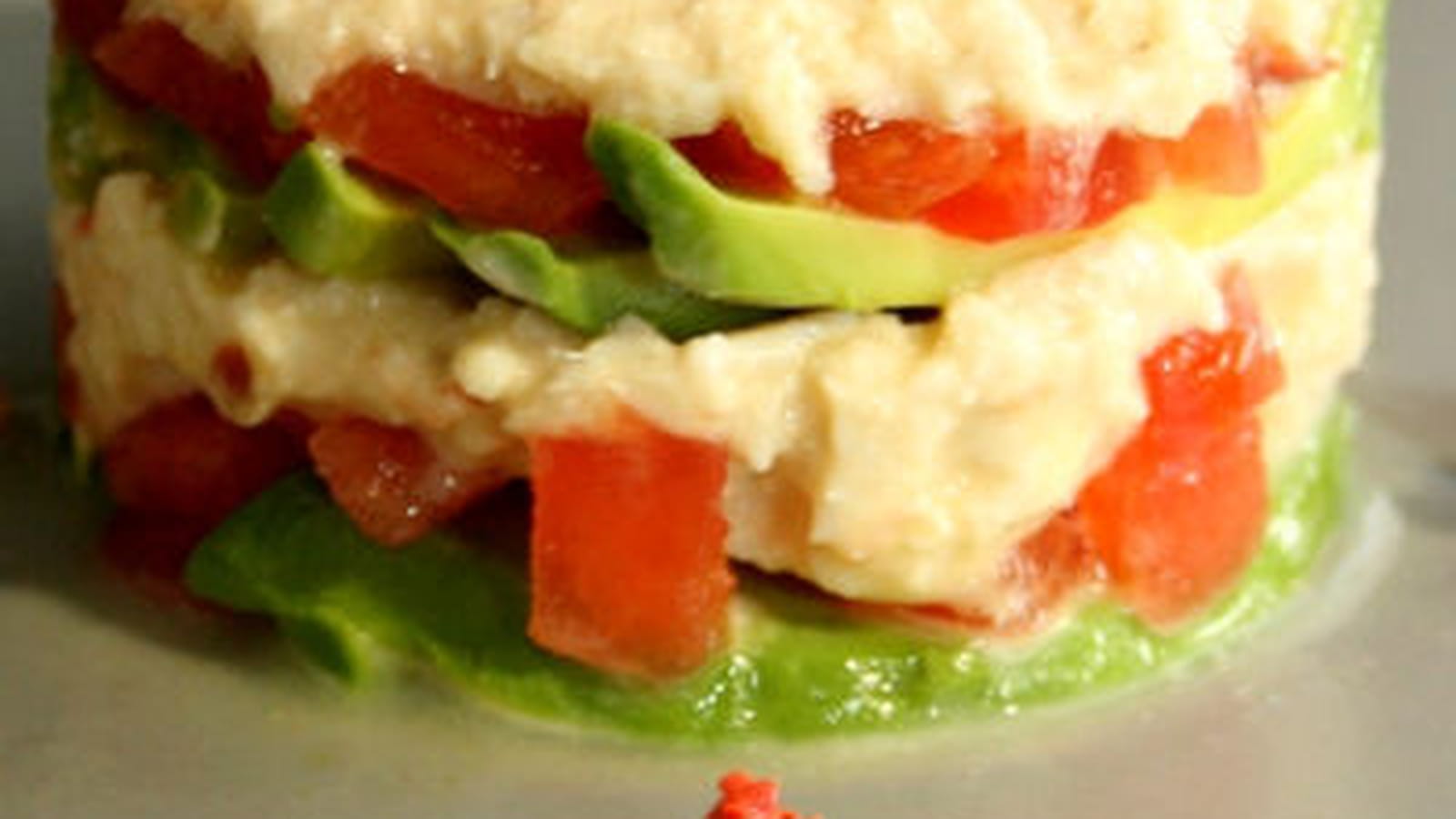 Millefeuille crabe, avocats et tomates  
