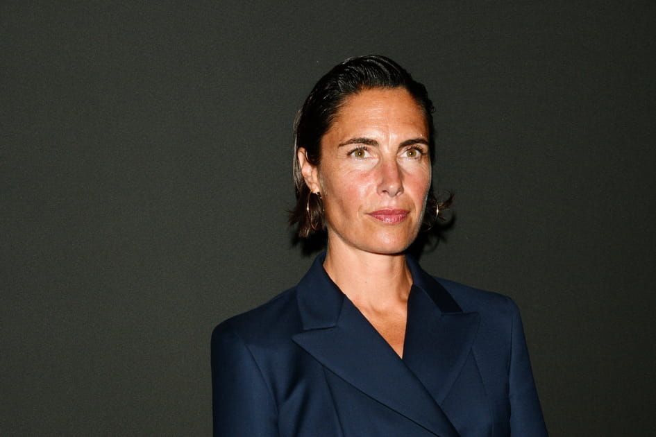 Le teint h&acirc;l&eacute; d'Alessandra Sublet