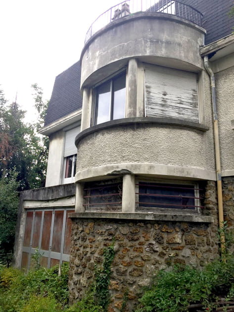 Avant&nbsp;: l'arri&egrave;re de la maison &eacute;tait d&eacute;saffect&eacute;