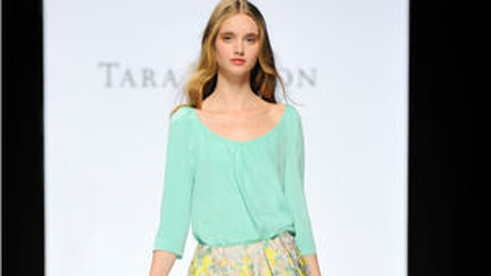 Tenue de Tara Jarmon