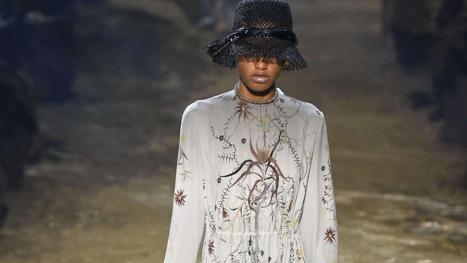 Look 83