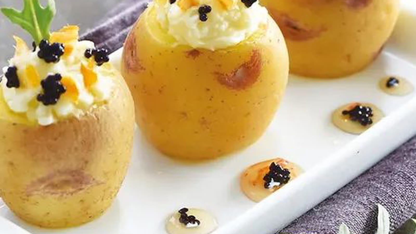 Coques de Blue Belle haddock et caviar de hareng, huile de homard