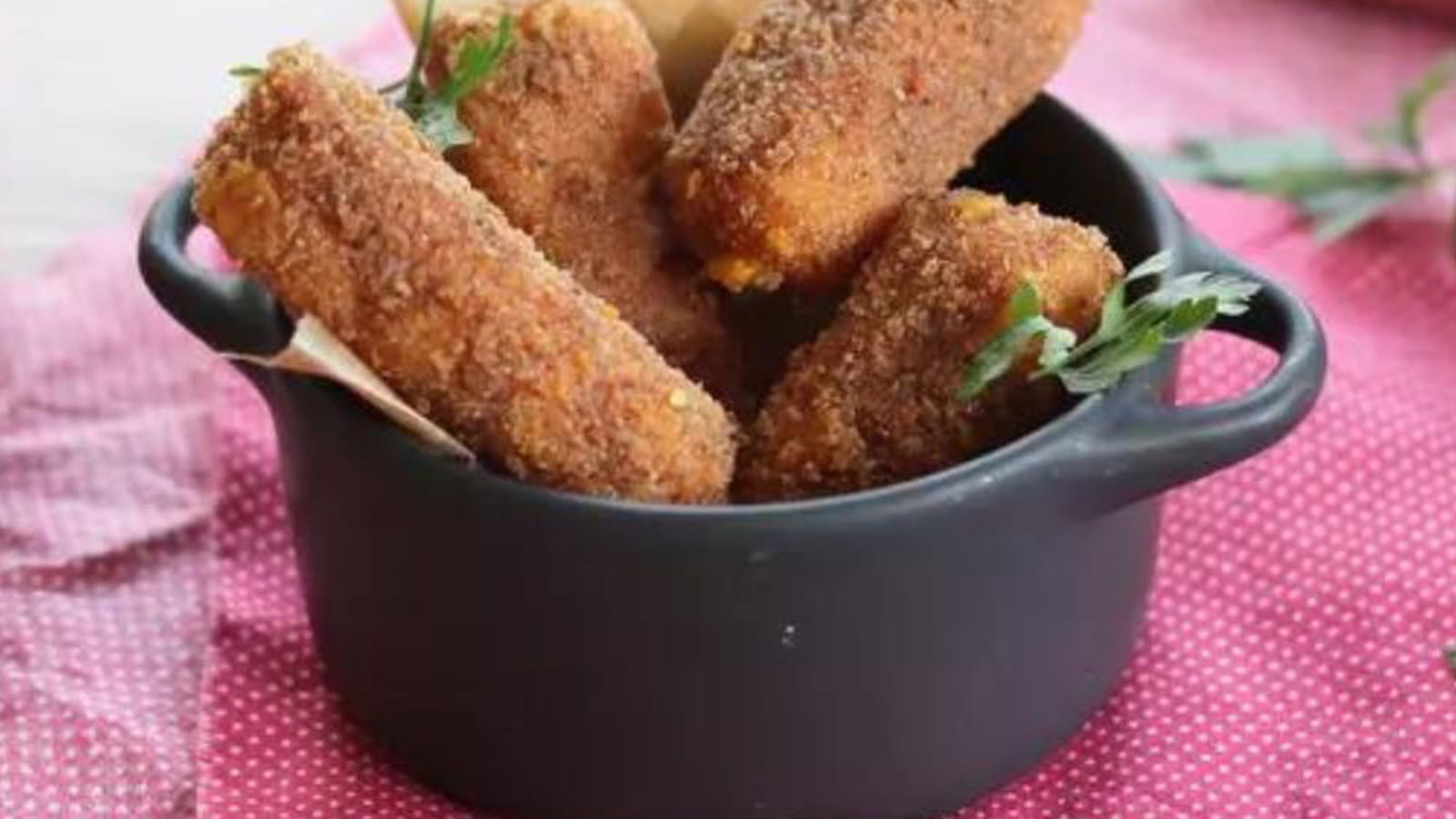 Croquettes de patate douce au coeur de mozzarella et jambon cru