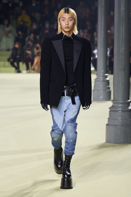 Look 90&nbsp;du d&eacute;fil&eacute; Balmain