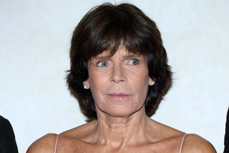 St&eacute;phanie de Monaco, gracieuse avec son carr&eacute; &agrave; frange