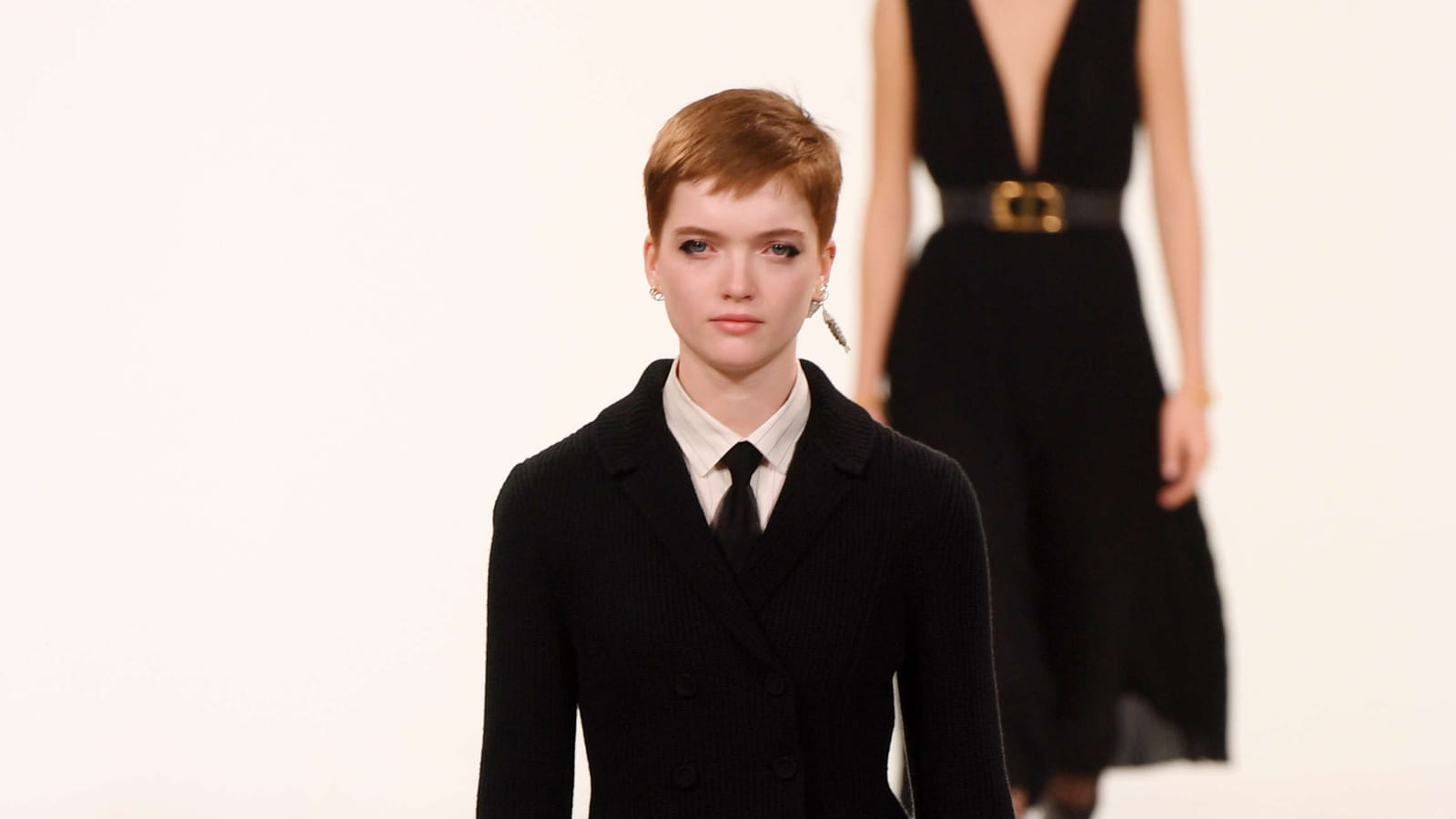Look 1