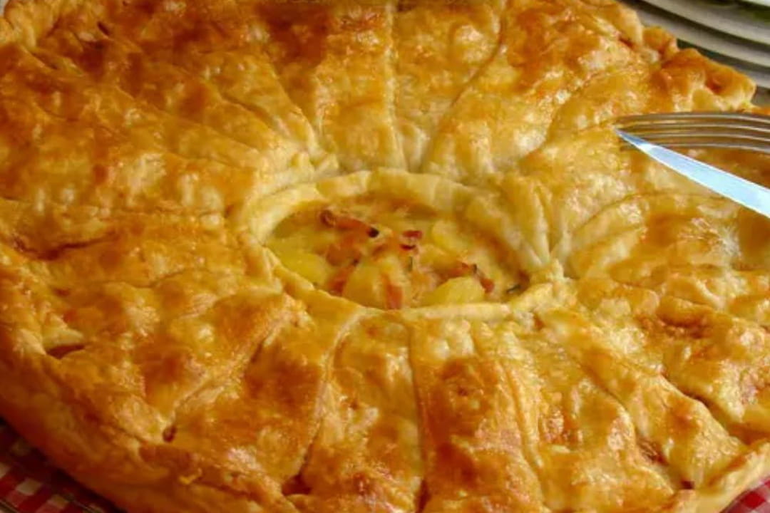 Tourte au poulet, fromage et pommes de terre