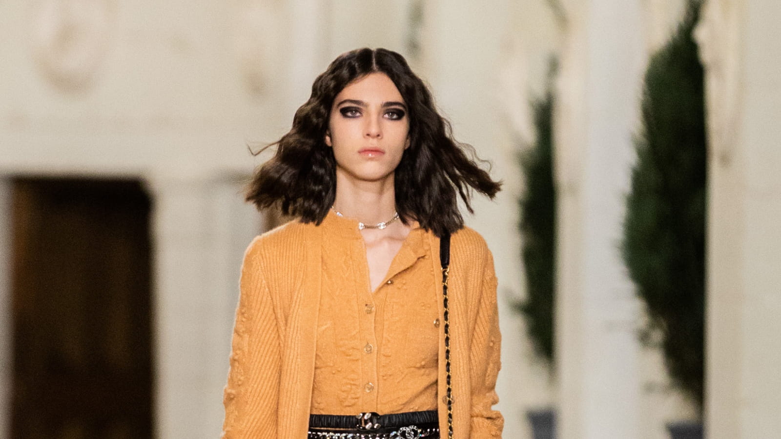 Look 27
