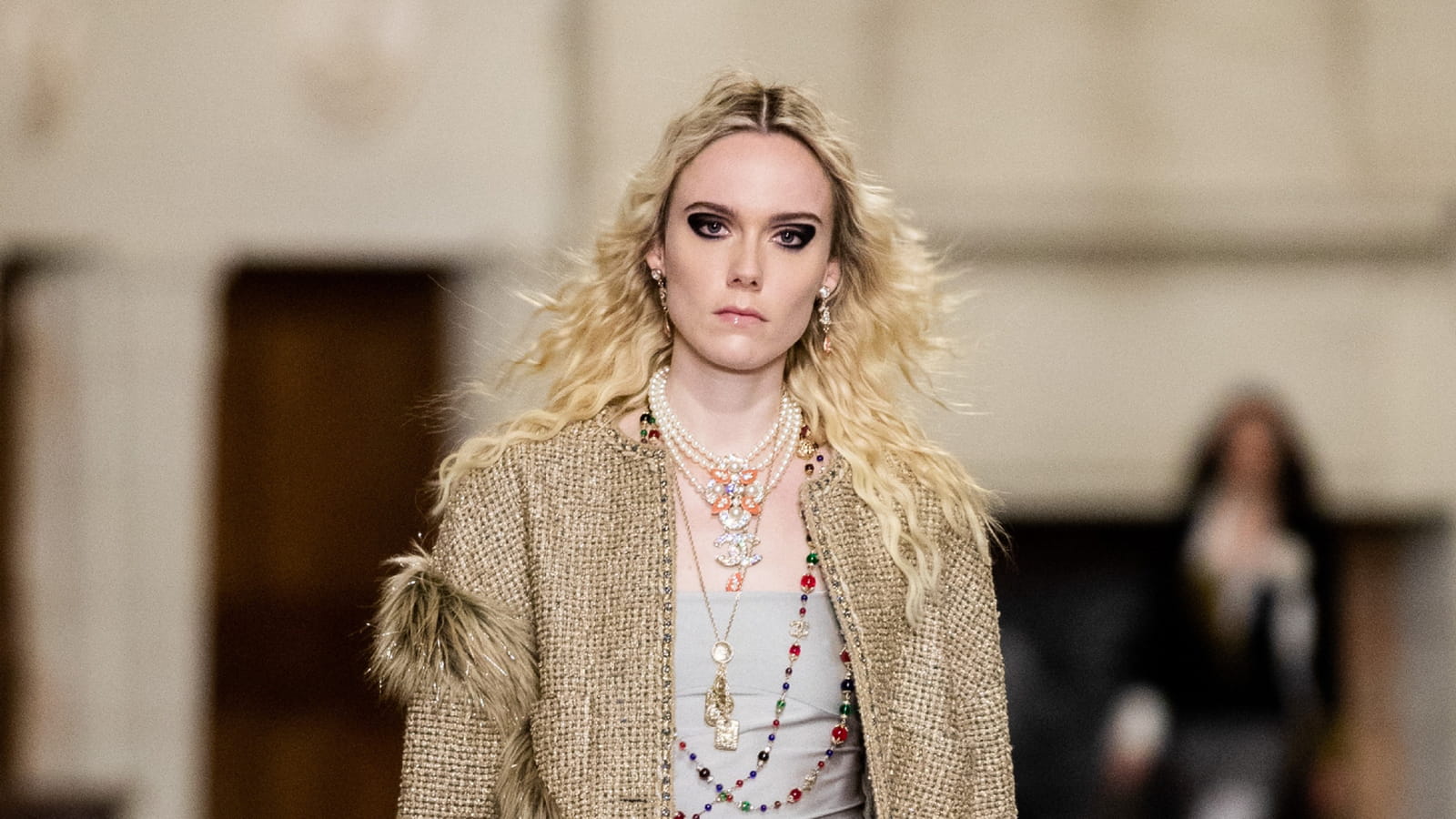 Look 2
