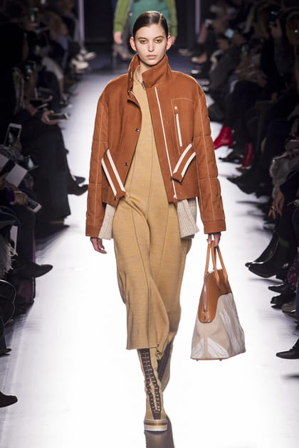 D&eacute;fil&eacute; Herm&egrave;s