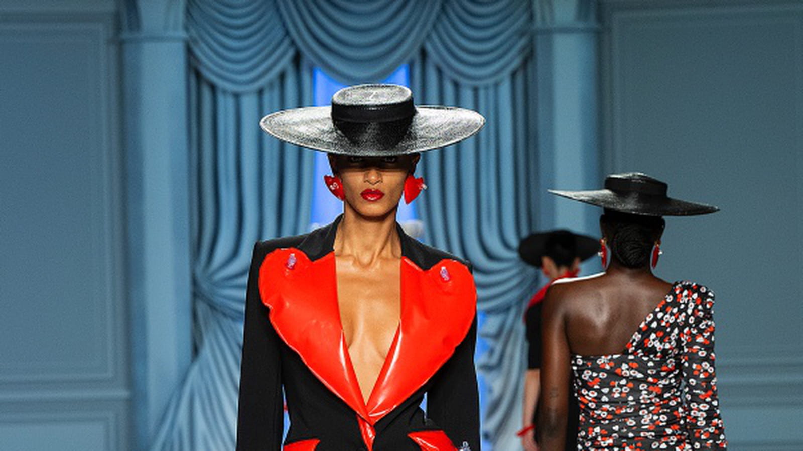 Look 11