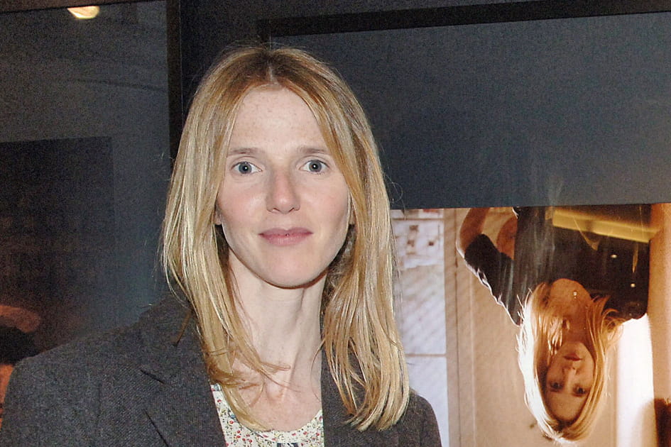 Le mi-long lisse de Sandrine Kiberlain