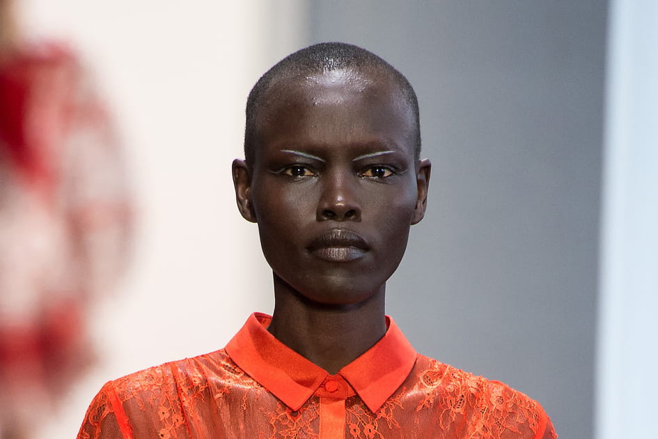 Ras&eacute; de pr&egrave;s