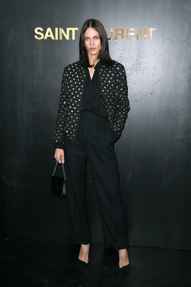 Aymeline Valade au défilé Saint Laurent