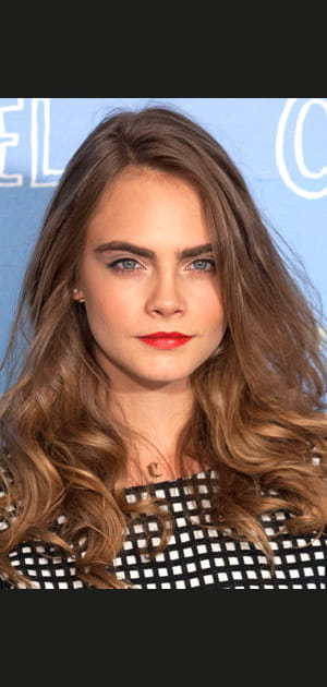 Les sourcils disciplin&eacute;s de Cara Delevingne
