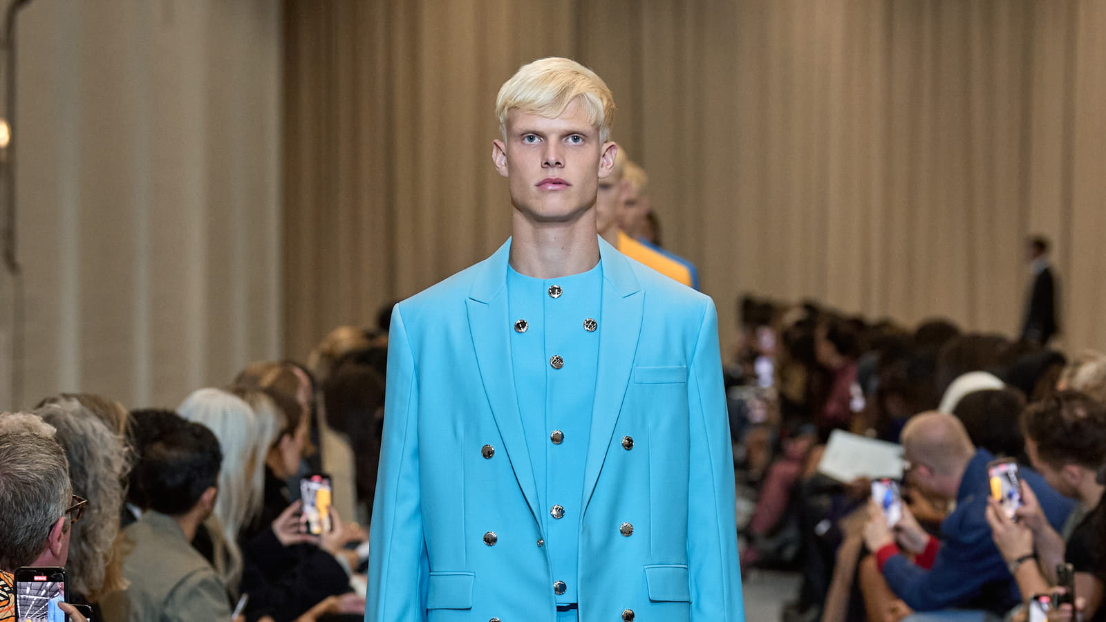  Look 71
