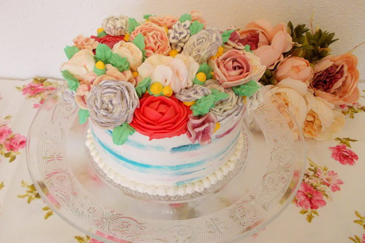 Layer Cake Fleuri Fraise Framboise The Aux Fruits Des Bois