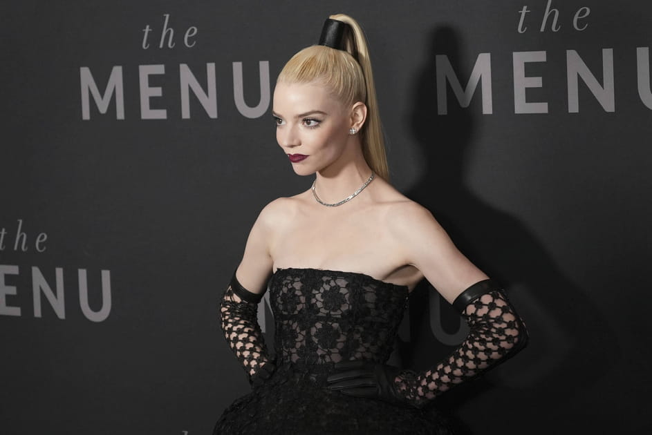Top&nbsp;: la queue-de-cheval ultra haute d'Anya Taylor-Joy
