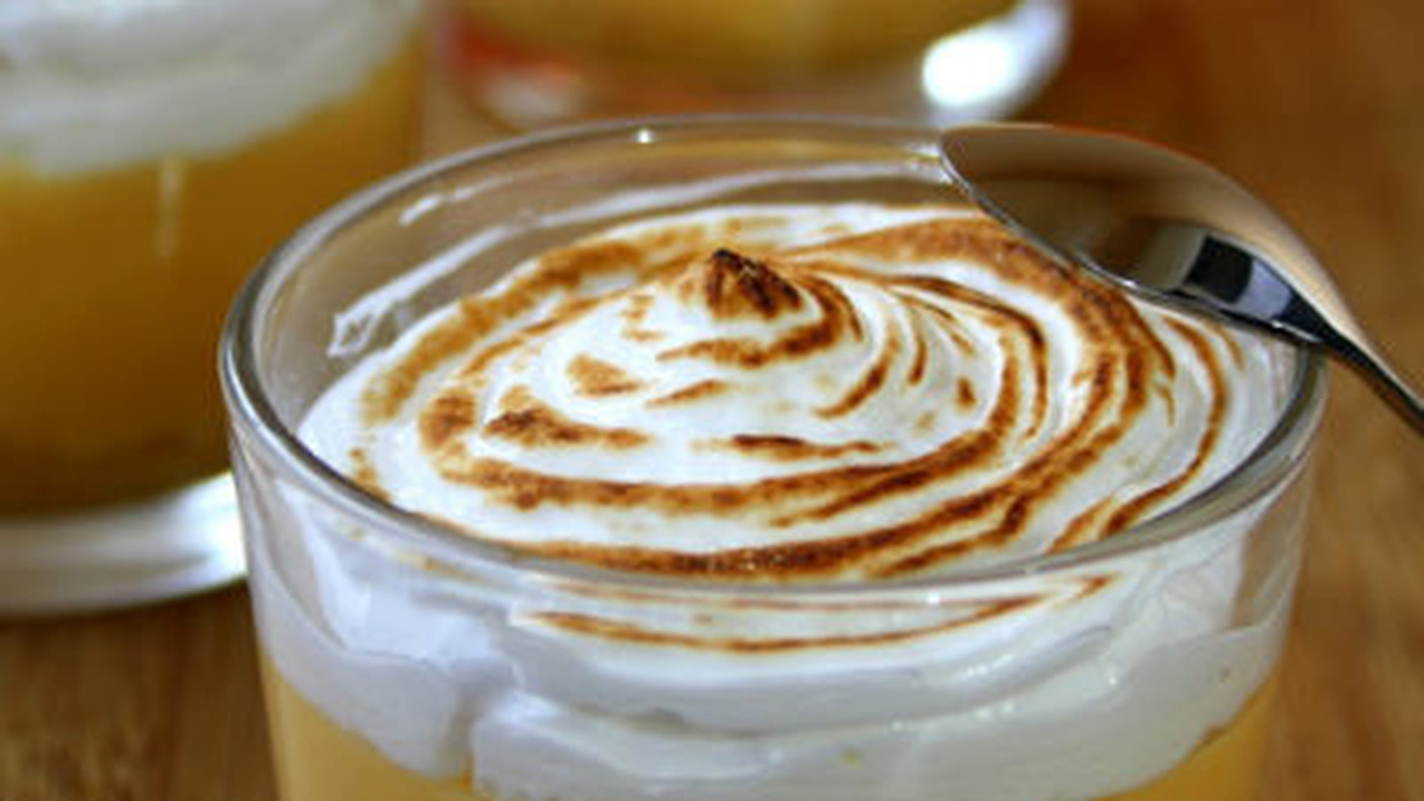 Tarte à la mandarine meringuée en verrine
