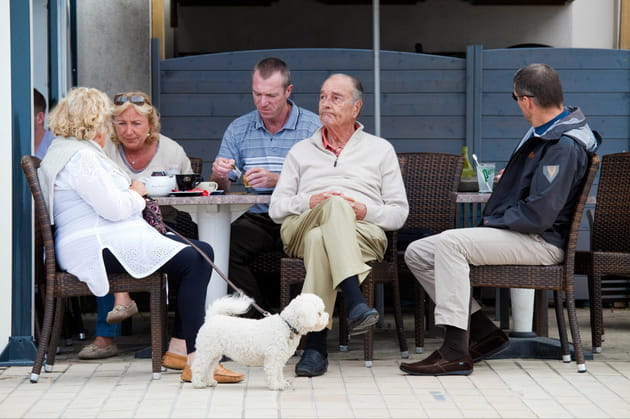 En terrasse, &agrave; Dinard