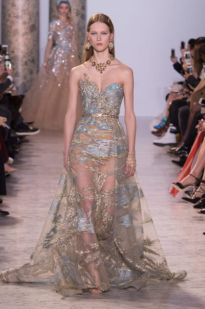D&eacute;fil&eacute; Elie Saab
