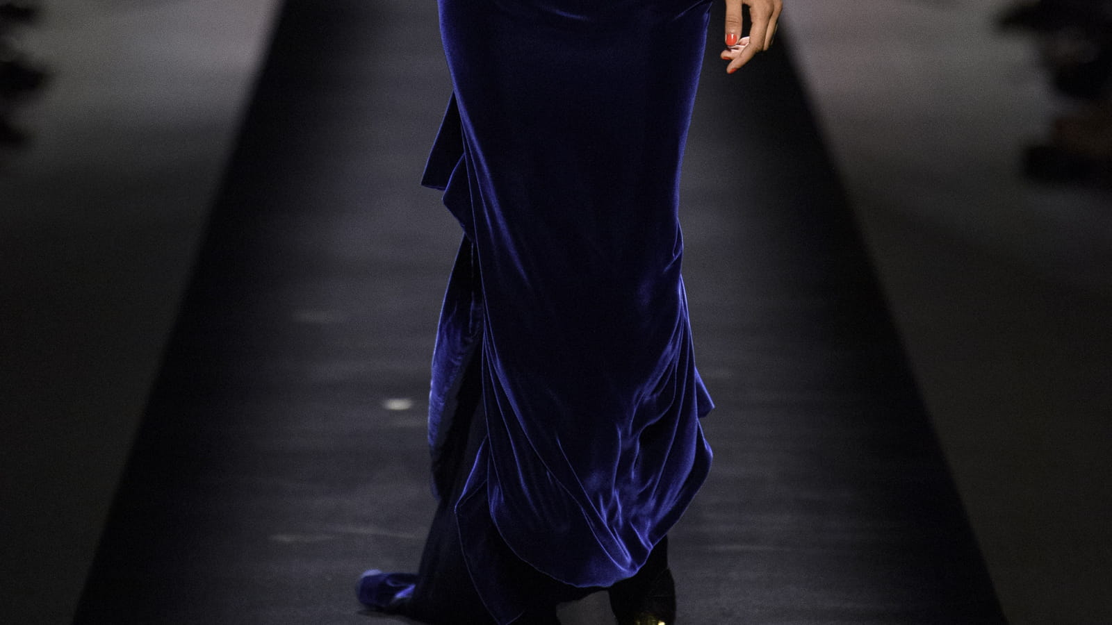 Look 32