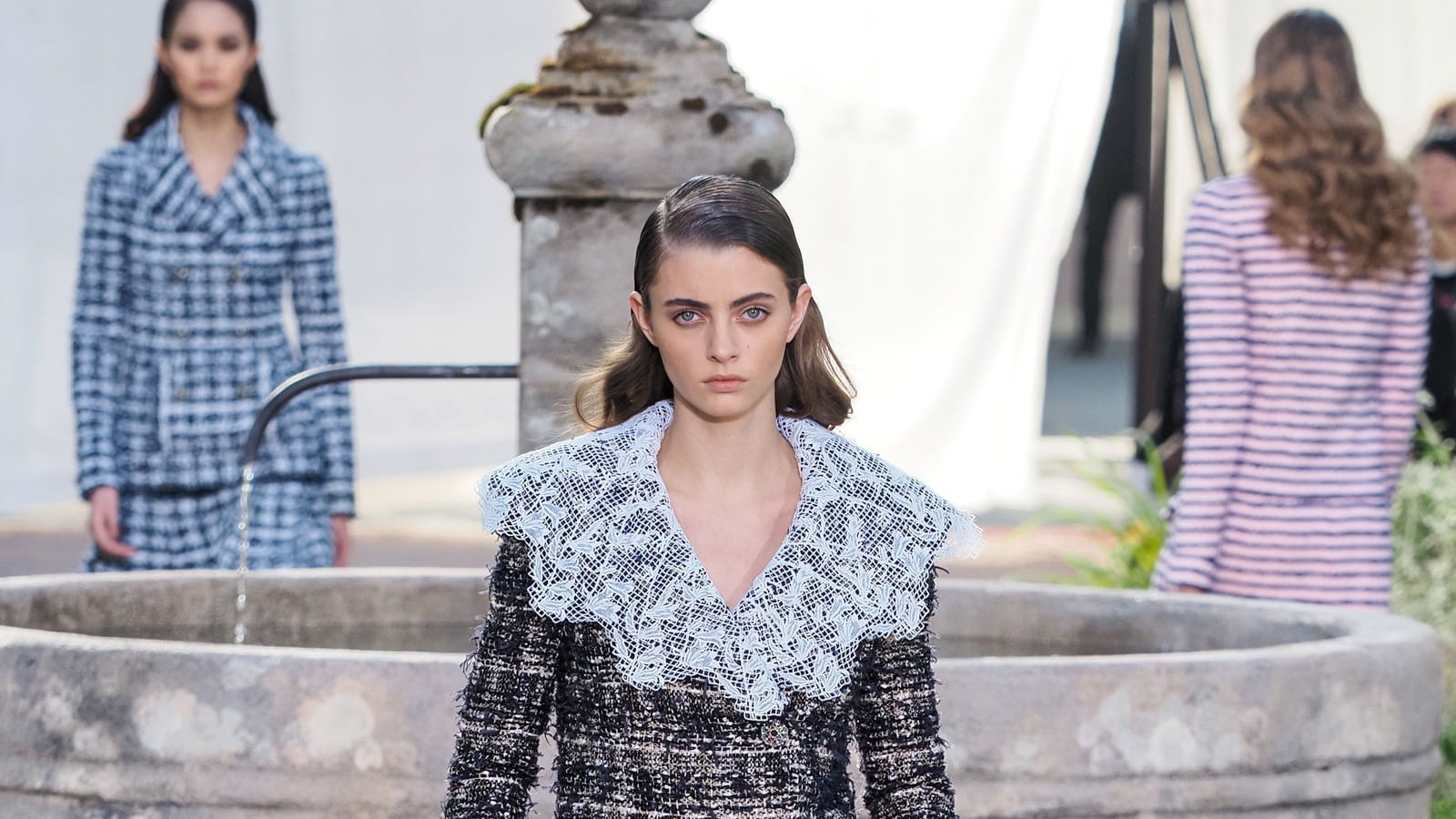 Look 14