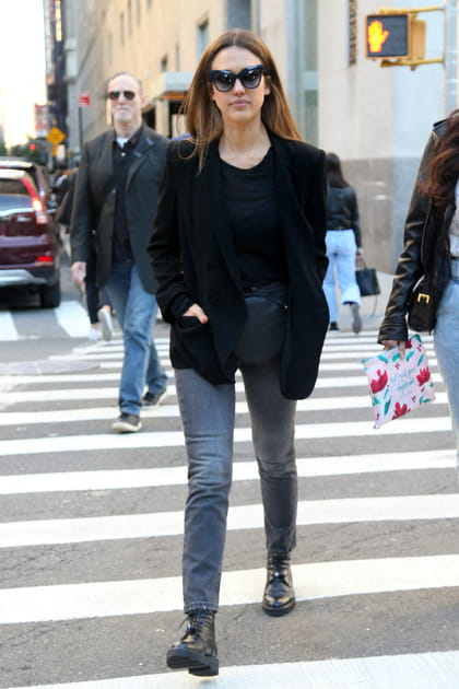 Jessica Alba en jean