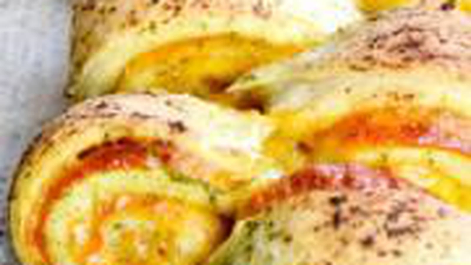 Pain au cheddar, ail et herbe