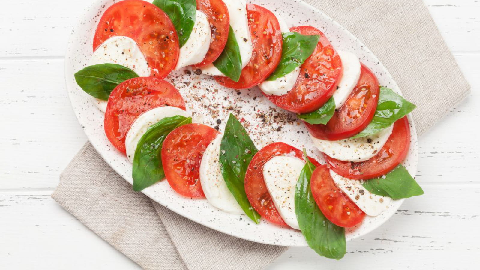 Salade caprese stylée
