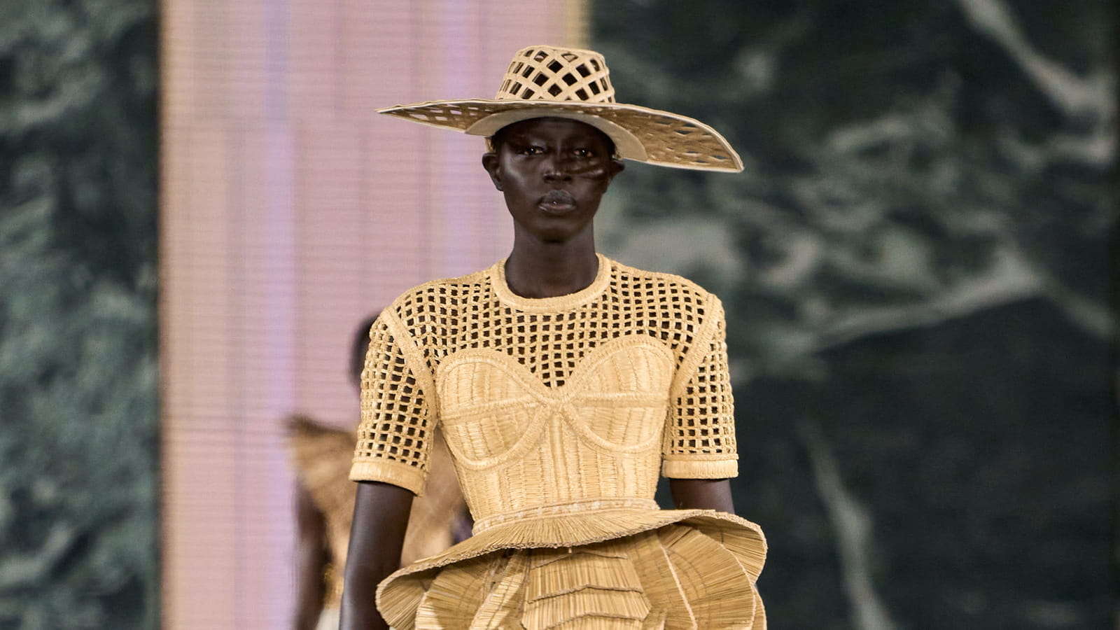 Look 2