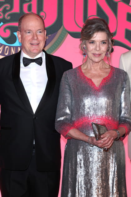 Albert de Monaco et Caroline de Hanovre posent au Bal de la Rose 2023