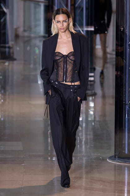 D&eacute;fil&eacute; Anthony Vaccarello