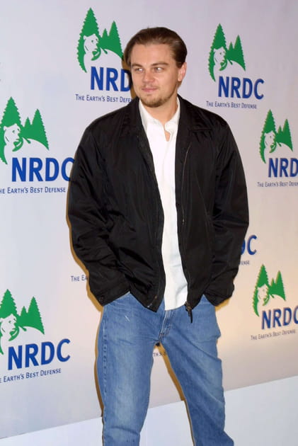 Leonardo DiCaprio en tenue décontractée