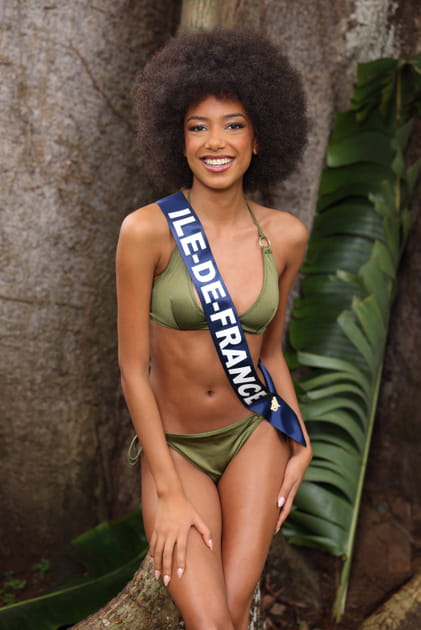 Miss France 2025 : Julie Dupont, Miss Ile-de-France 2024 pose en maillot de bain